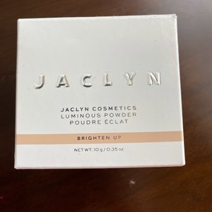 SOLD JACLYN Cosmetics Setting Powder - Brighten Up